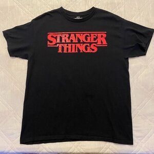 Stranger Things T‎ shirt Large